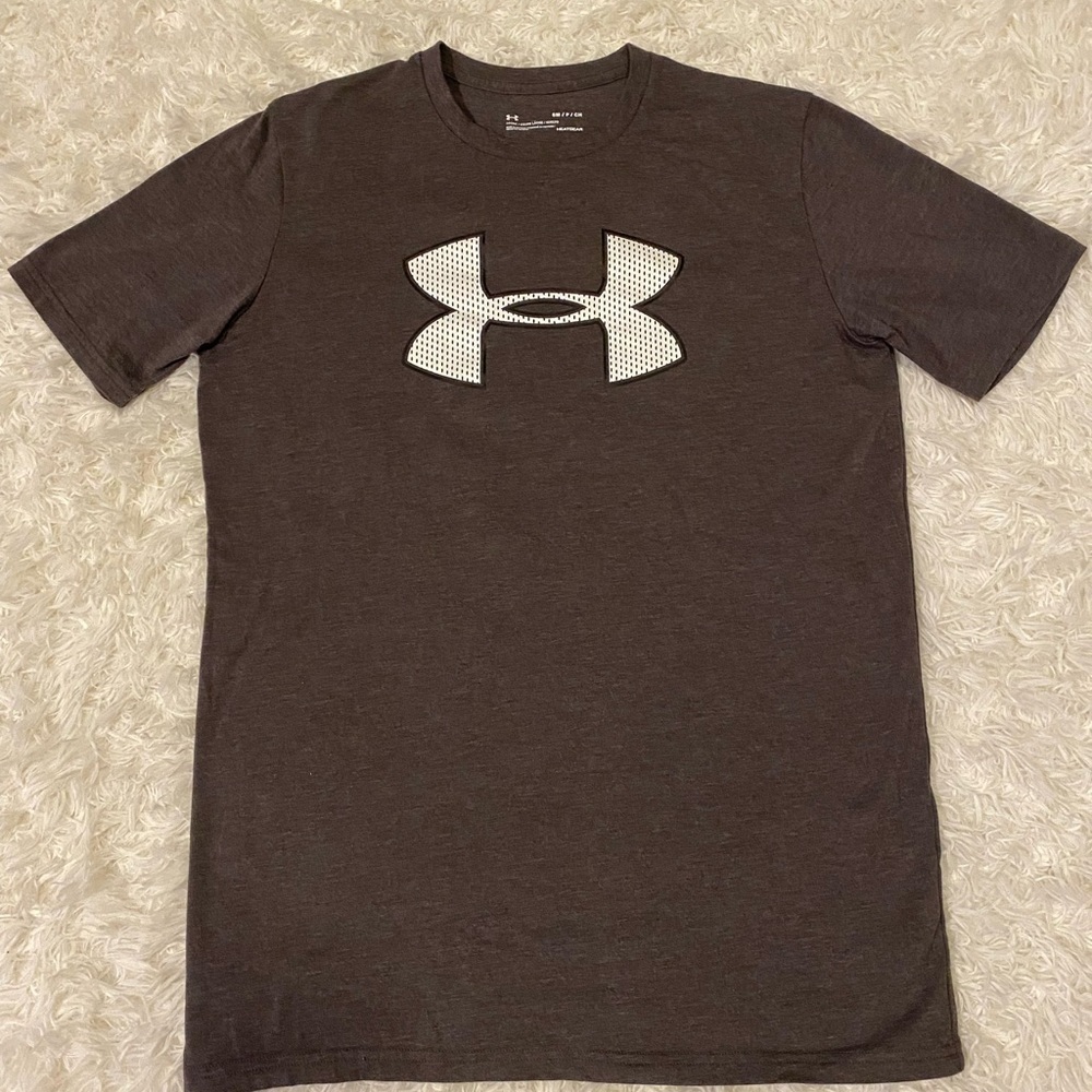 Under Armour tee shirt